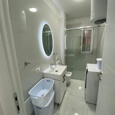 House Apartament *